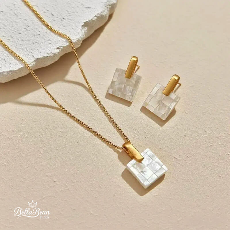 The Ode: Mother-of-Pearl Mosaic Pendant Necklace | The Oceanic Verses